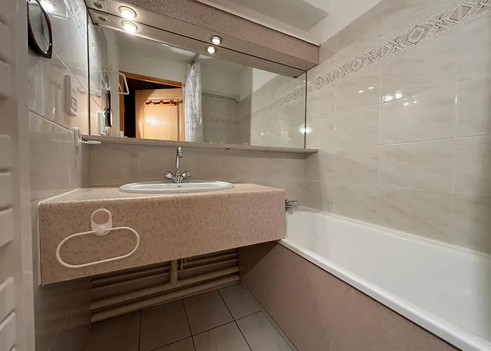 Atrey 205 Cles Blanches Apartman *